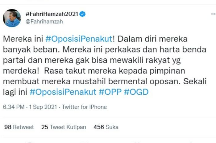 Politisi Partai Gelora Fahri Hamzah mengaku geram dengan sikap partai opisisi yang dinilainya tidak bisa mewakili rakyat.*