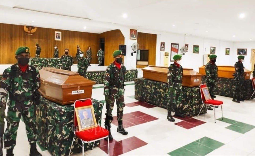 Persiapan keberangkatan empat Jenazah ANggota TNI AD yang meninggal dunia akibat penyerangan orang tak dikenal di Papua Barat, Kamis 2 September 2021
