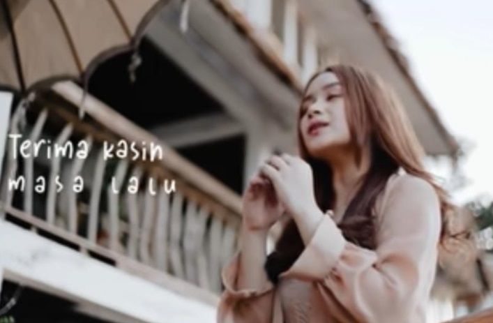 Lirik Lagu Chintya Gabriella Aku Sayang Aku Terima Kasih Masa Lalu Yang Viral Di Tiktok Tentang Cintai Diri Pikiran Rakyat Bekasi