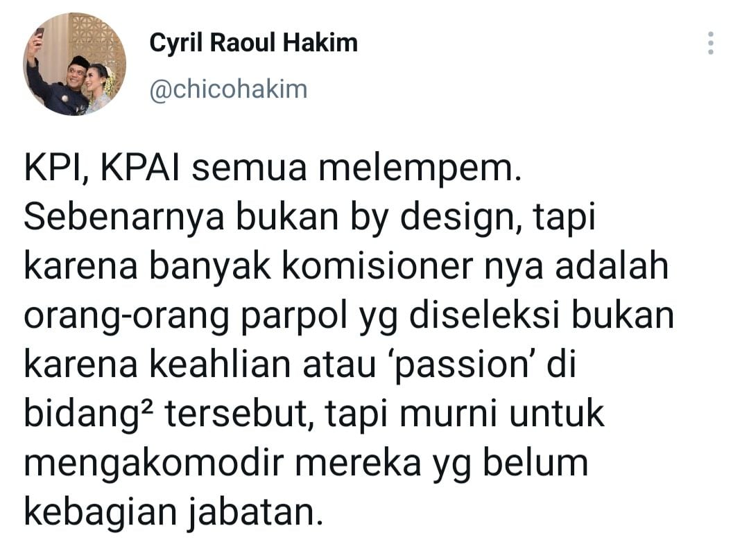 Cuitan Cyril Raoul Hakim di Twitter. 