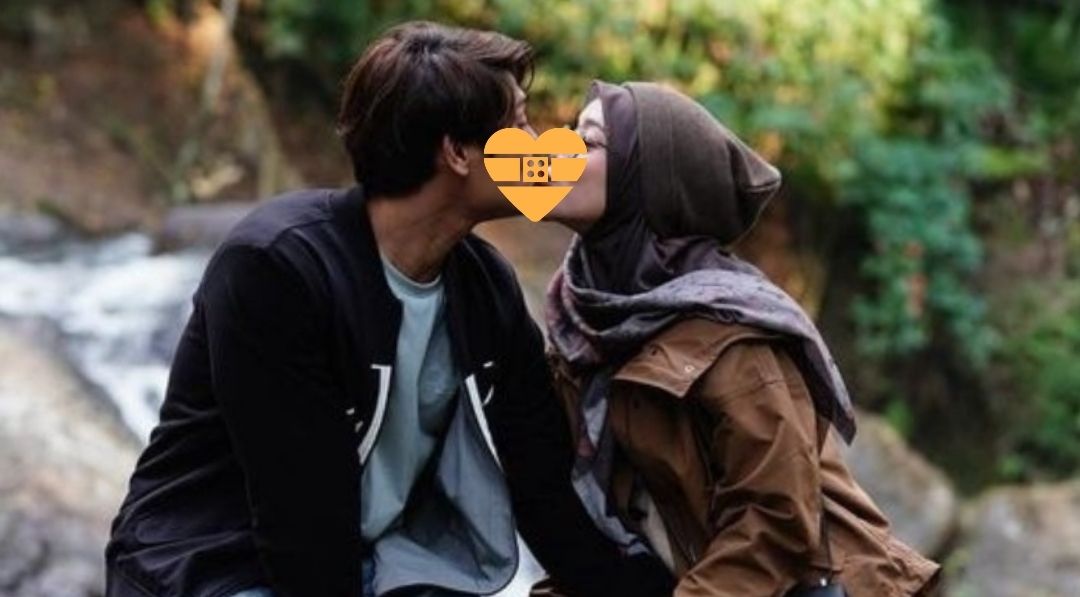 inilah Foto ciuman Lesti Kejora dan Rizky Billar menuai komentar netizen, saah satu sang kakak Lesti bernama Beni Mulyana Sopian