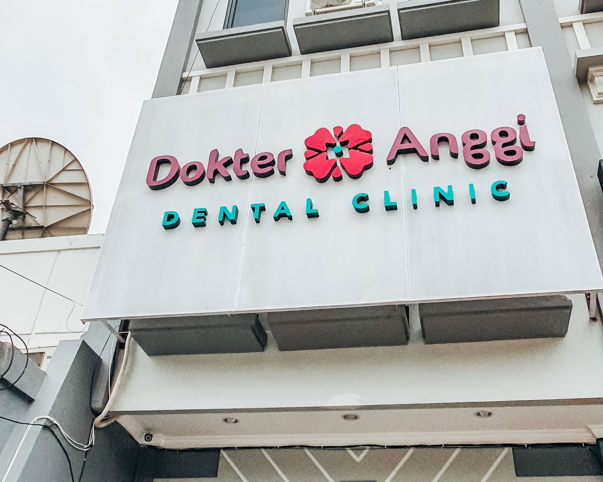 Lowongan Kerja Dental Clinic Dokter Anggi Membutuhkan Karyawan Minimal Pendidikan Smp Sma Hingga Sarjana Denpasar Update