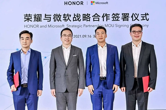 Acara penandatanganan kerja sama antara Honor dan Microsoft.