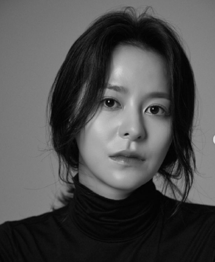 Kim Joo Yeon berperan sebagai Ham Yun Kyung