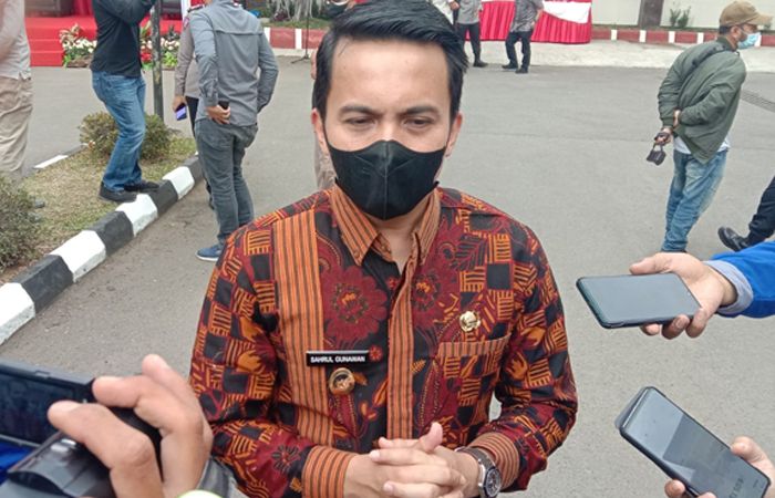Wakil Bupati Bandung Sahrul Gunawan saat diwawancara awak media di Mapolresta Bandung, Kamis 23 September 2021