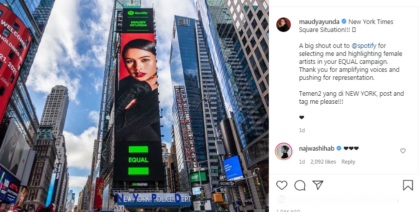 Wajah Cantik Maudy Ayunda Terpampang di Times Square New York