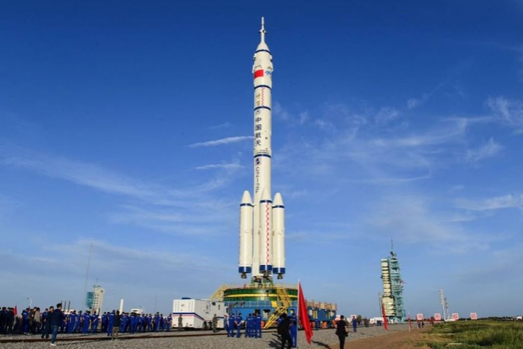 Astronot China Kembali Dengan Selamat Ke Bumi Setelah Misi Stasiun Luar ...