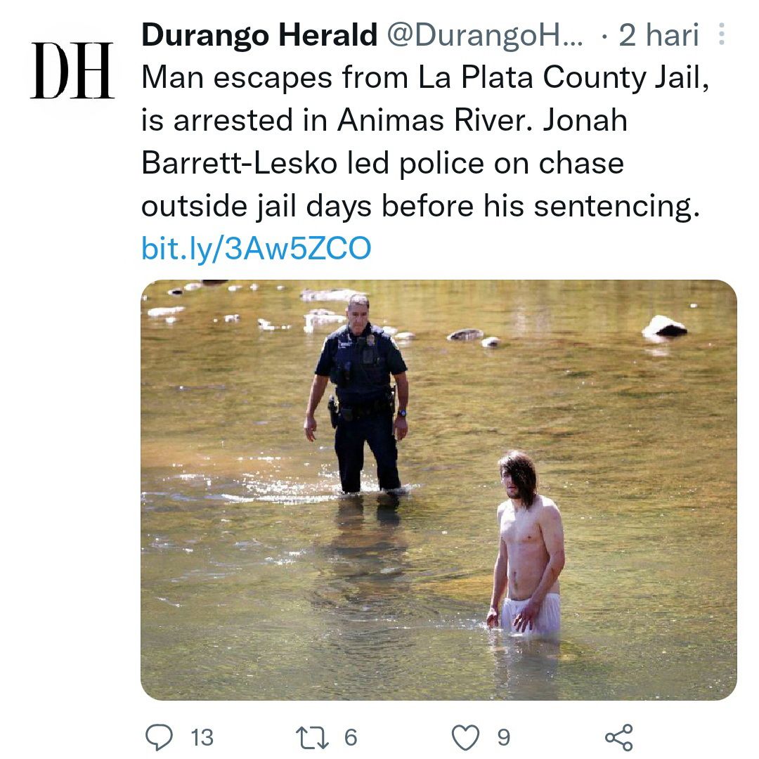 Barrett-Lesko ditangkap setelah Kepala Polisi Bob Brammer, melihatnya berlari di sepanjang sungai.  