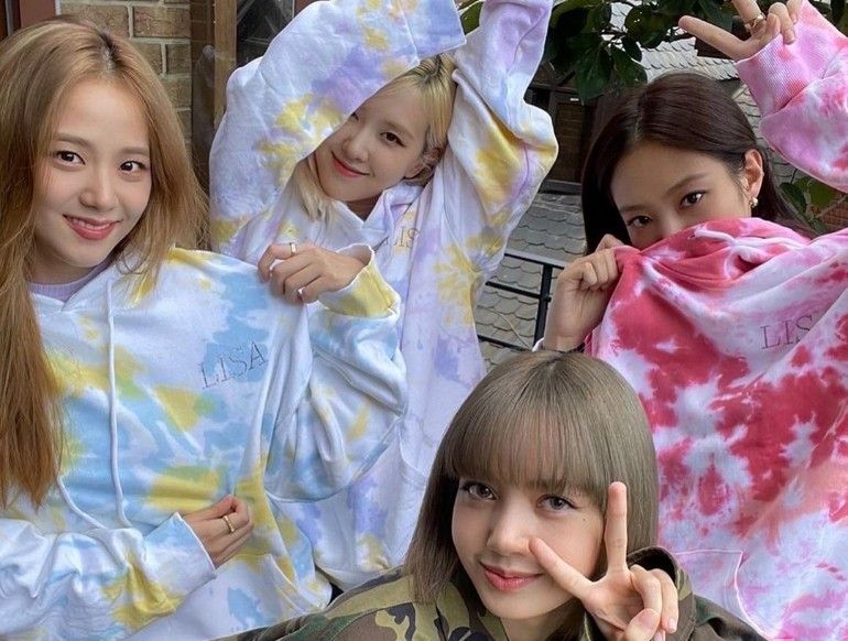 Menggemaskan! Jennie BLACKPINK Pamer Joget, Lalisa Challenge Bareng Jisoo dan Rose