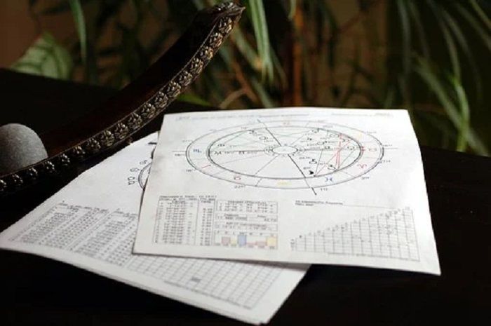 Cek Keuangan Anda Berdasarkan Ramalan 12 Zodiak Hari Ini: Cancer Mendapat Lebih Banyak Uang