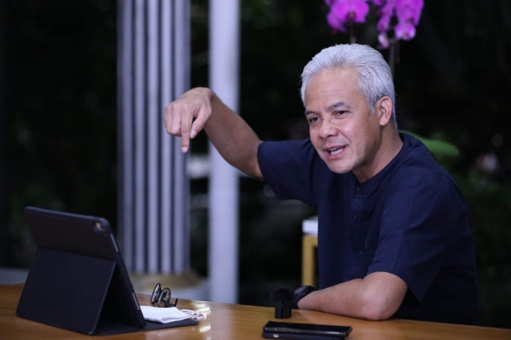 Kedatangan Gibran Rakabuming Dan Bima Arya Ganjar Pranowo Kita Ngobrol Politik Hingga Yang Konyol Konyol Kendalku<script async src=