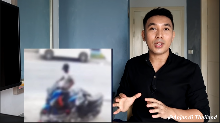 YouTuber Anjas di Thailand pada tayangan “Pengendara Avanza Putih & Motor NMAX Bukan Pelaksana ??”, diunggah 9 Oktober 2021.