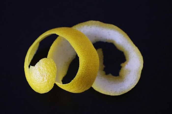 Jarang Ada yang Tahu! Inilah 5 Manfaat Kulit Lemon bagi Kesehatan
