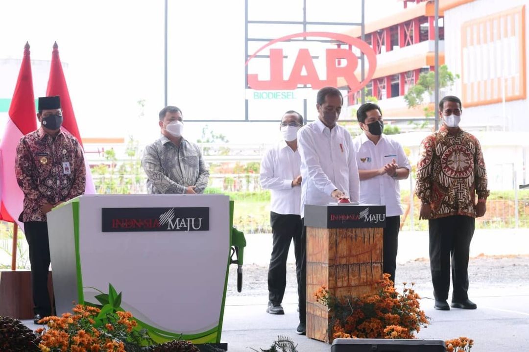 Presiden Joko Widodo saat  melakukan peresmian pabrik biodiesel