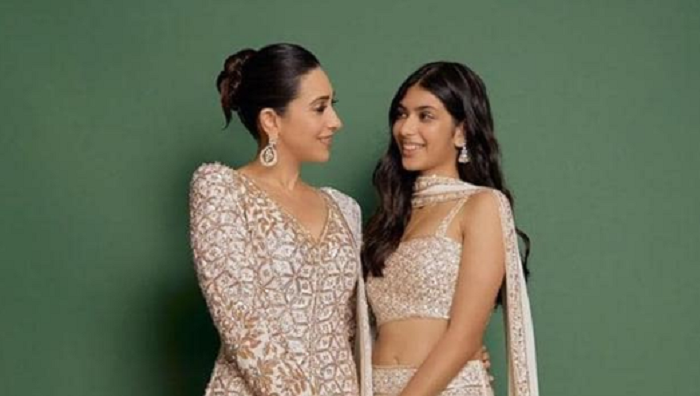 Karisma Kapoor bersama putrinya Samaira Kapoor.