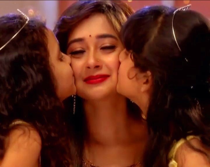 Uttaran Episode Terakhir di ANTV: Meethi Akhirnya Bahagia Bersama Kedua  Putri Angkatnya Rani dan Tapana - Jurnal Medan