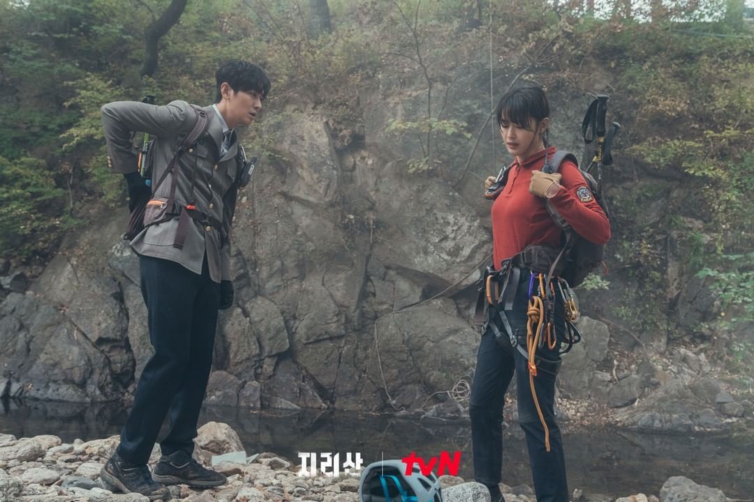 Sinopsis Drakor Jirisan Episode 2 : Misteri Kecelakaan Seo Yi Kang dan Kang  Hyun Jo - DeskJabar