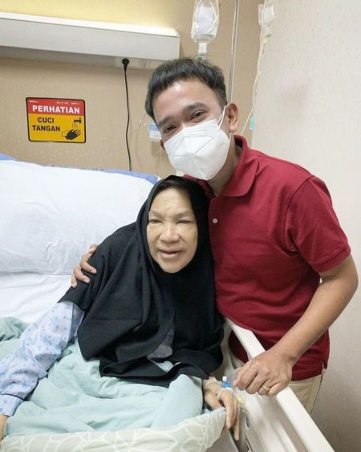 5 Potret Kondisi Terbaru Dorce Gamalama Pasca Dilarikan ke Rumah Sakit, Wajah Pucat dan Bengkak
