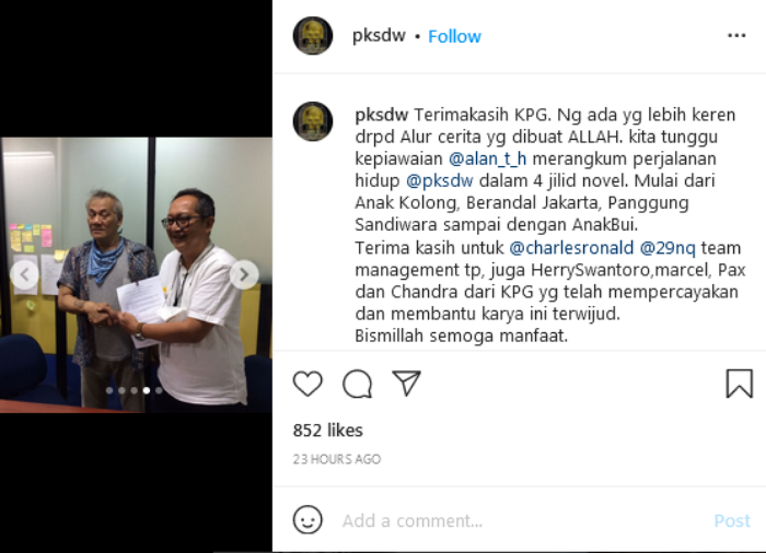    Tio Pakusadewo Ungkap Perjalanan Hidupnya akan Dirangkum Menjadi 4 Jilid Novel. Joko Anwar: Keren Pasti!