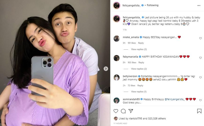 Felicya Angelista membagikan momen kebersamaannya dengan Caesar Hito dengan bergaya selfie pada laman Instagram pribadinya.