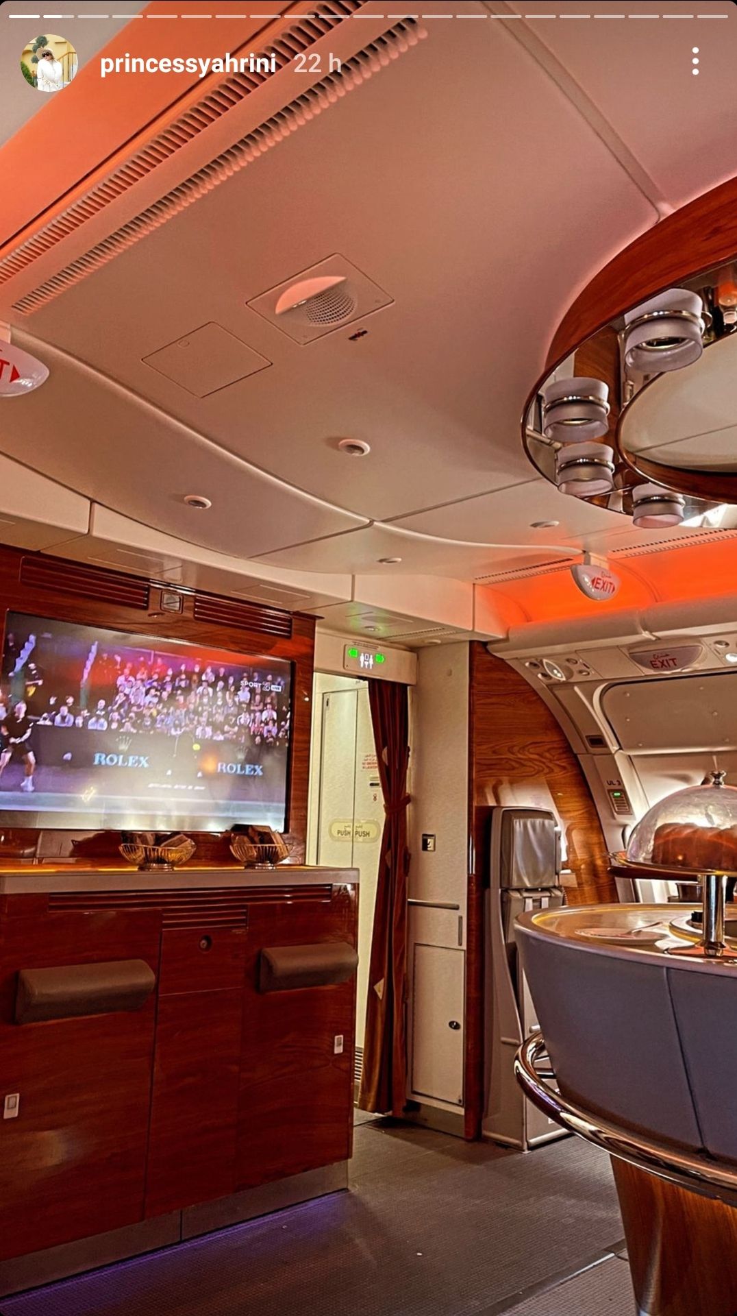 Mewahnya jet pribadi yang ditumpangi Syahrini/Instagram