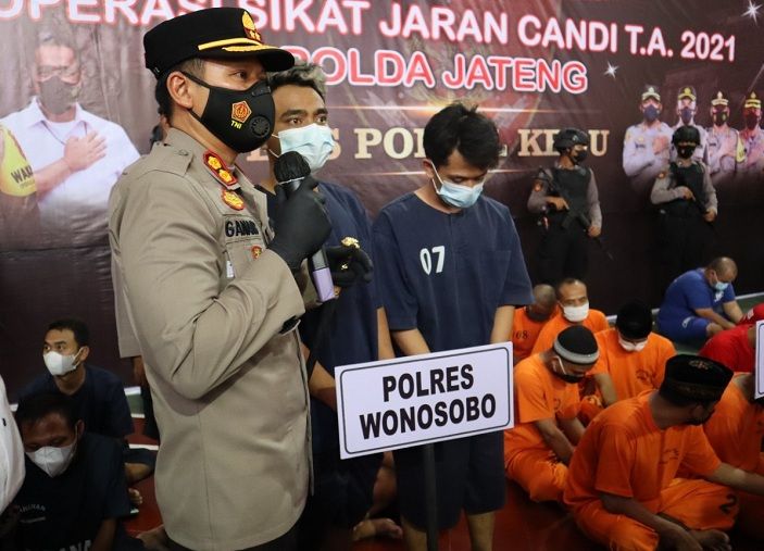 Pres Rilis bersama Kapolres Wonosobo, 5 Pencuri Terjaring Ops Sikat Jaran Candi 2021 Polres Wonosobo