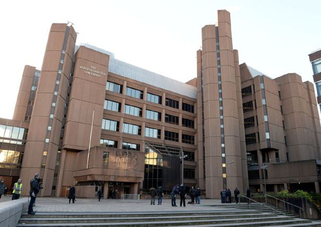Rincian kasus kekerasan pia berusia 29 tahun itu didengar di Liverpool Crown Court.  