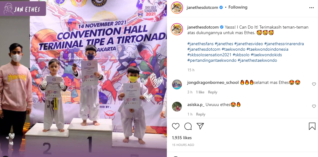 Cucu Presiden Jokowi Jan Ethes Srinarendra memenangkan juara 1 di ajang kompetisi bela diri taekwondo di Kota Solo, Jawa Tengah./