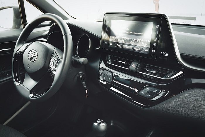 Ada 5 hal mendasar untuk mengenali perbedaan mobil Jepang dan Eropa.