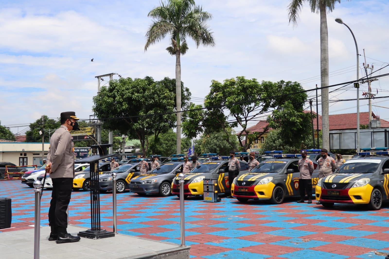 Kapolres Majalengka AKBP Edwin Affandi, Launching dan Cek Kesiapan Mobil Patroli 'CERDIK' di halaman Mako Polres Majalengaka.