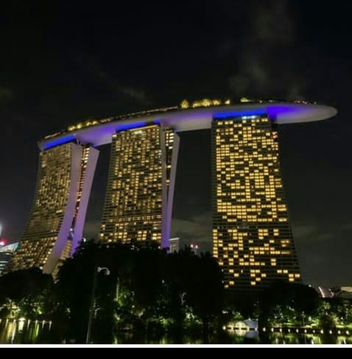Destinasi Wisata Singapura, Marina Bay Sands, Ada Tempat yang di Indonesia Pasti Dilarang