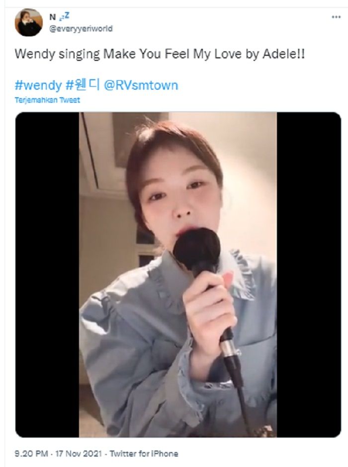 Nama Rendy Red Velvet masuk trending worldwide usai mengadakan konser mini lewat siaran langsung (live) Instagram.*
