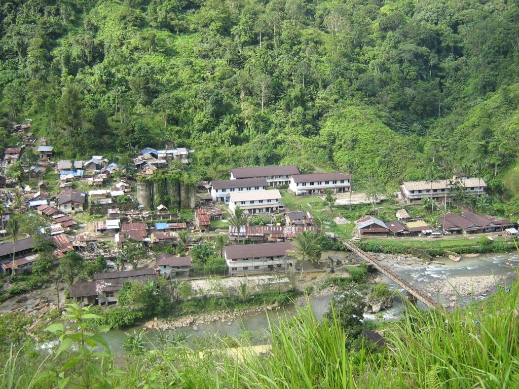 Desa Lebong Tandai dari kejauhan yang merupajan desa bekas wilayah tambang emas yang menarik jadi tempat wisata sejatrah di Bengkulu