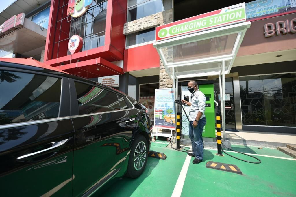 5 wulayah Jakarta sidah ada Charging Station mobil listrik dan Battery Swapping Station untuk motor listrik 