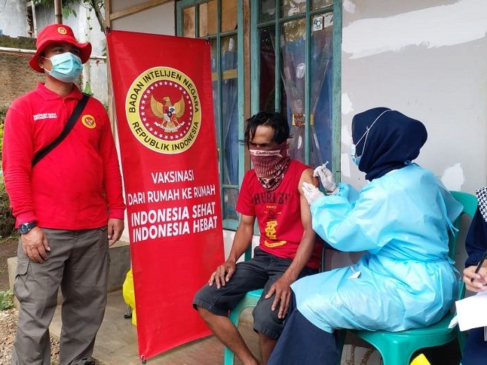 BIN menggelar vaksinasi massal di Kabupaten Sukabumi./dok. istimewa