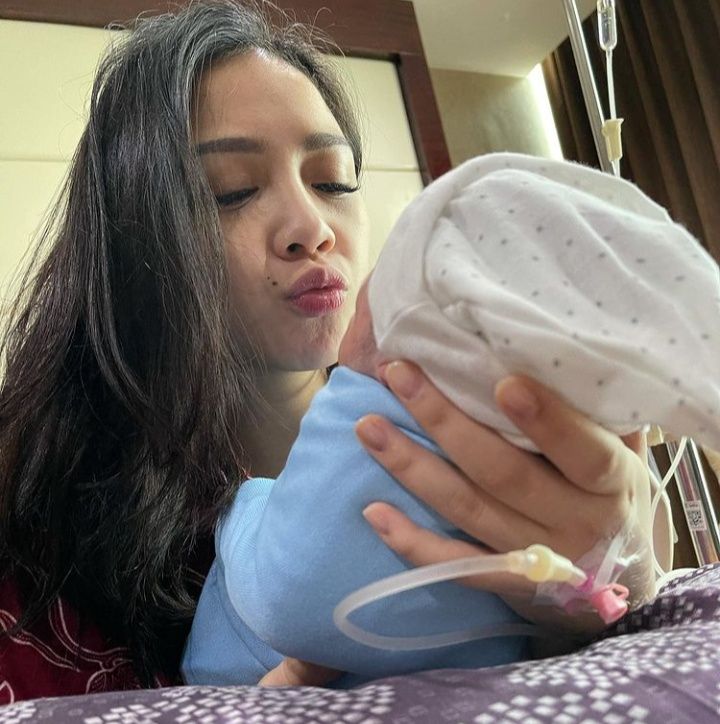 Nagita Slavina melahirkan anak kedua dengan metode ERACS/Instagram/@raffinagita1717