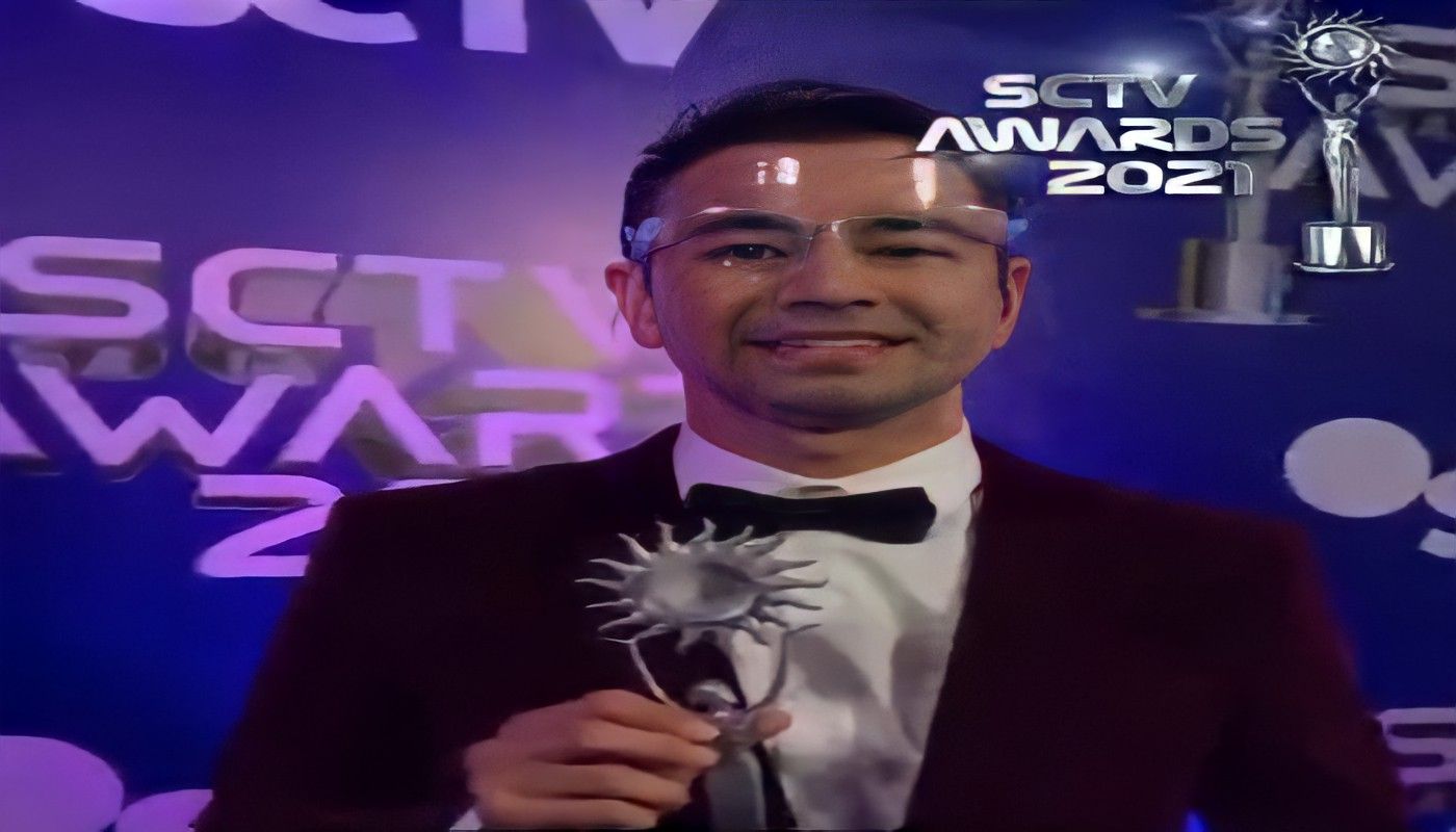 Raffi Ahmad Raih Penghargaan SCTV Awards 2021