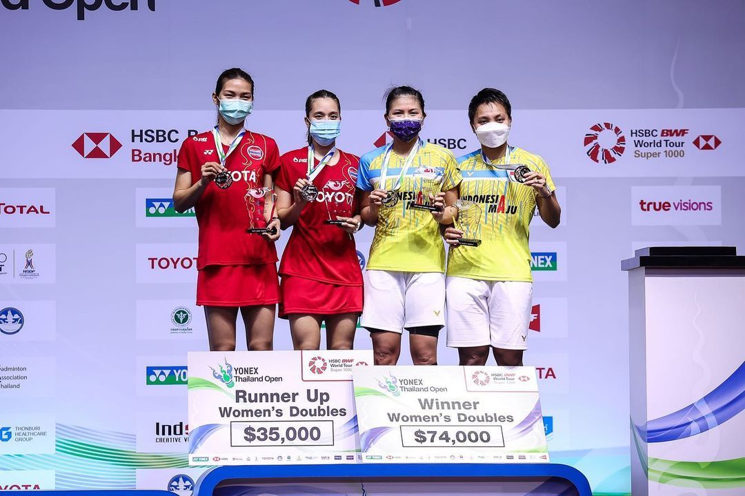 Satu podium bersama Greysia Apriani di Yonex Thailand Open
