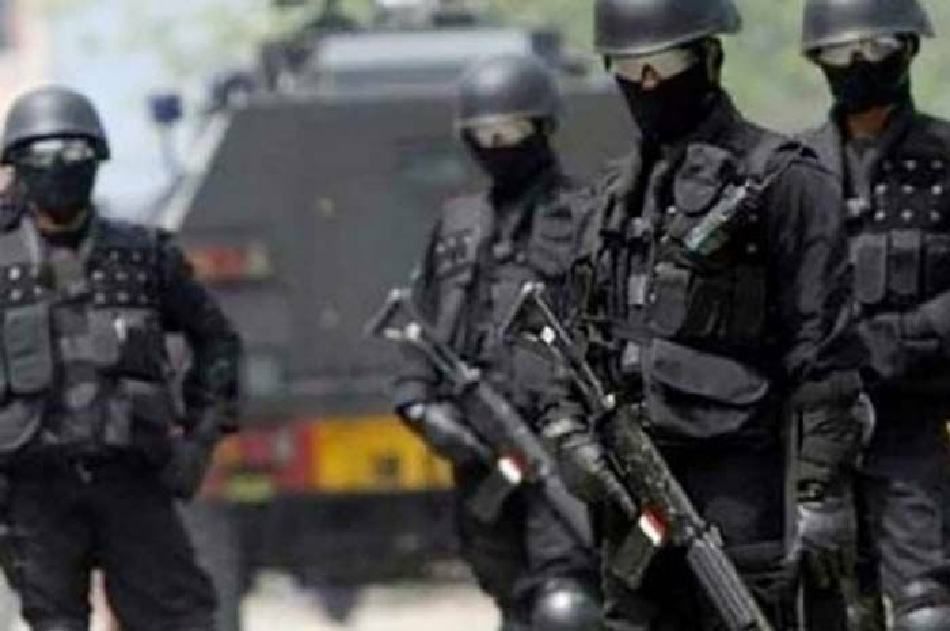 Densus tangkap 9 terduga teroris di sumatera utara