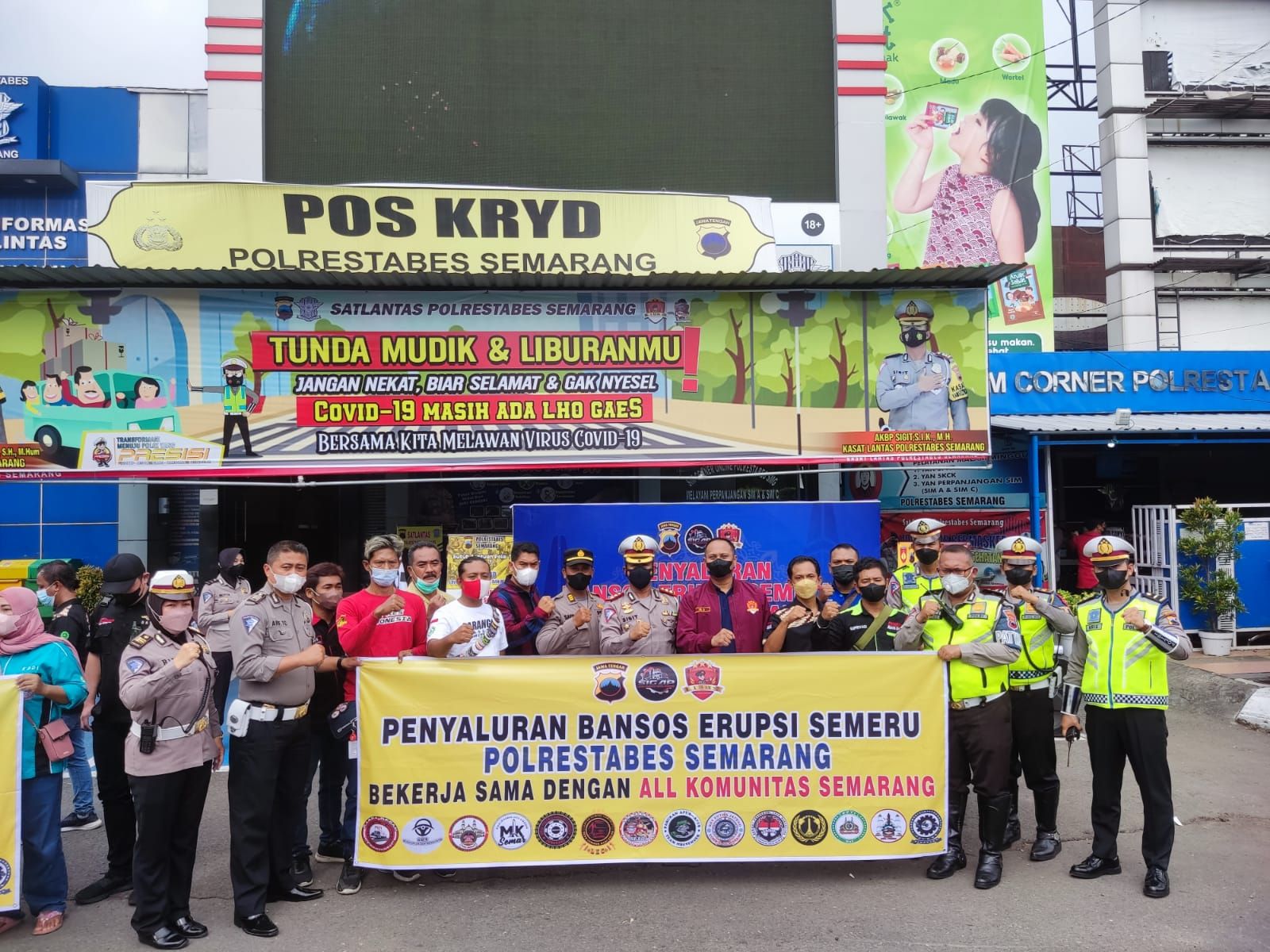 Polrestabes Semarang Gandeng ALL Komunitas Sigap Semarang Kirimkan Baksos Peduli Semeru