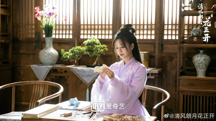 Pemain The Flowers Are Blooming (2021), Drama China Komedi Romantis Huang Sheng Chi dan Kiki Xu 
