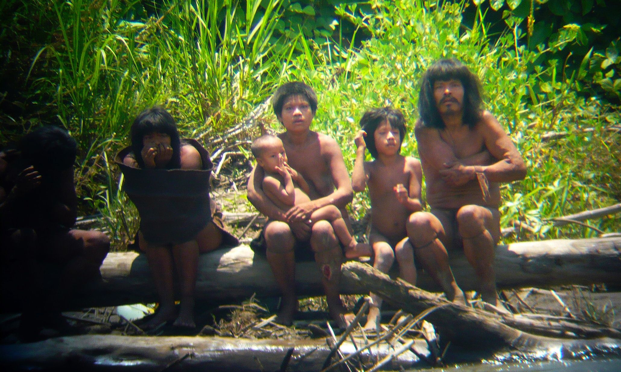 Suku Mashco-Piro di Peru