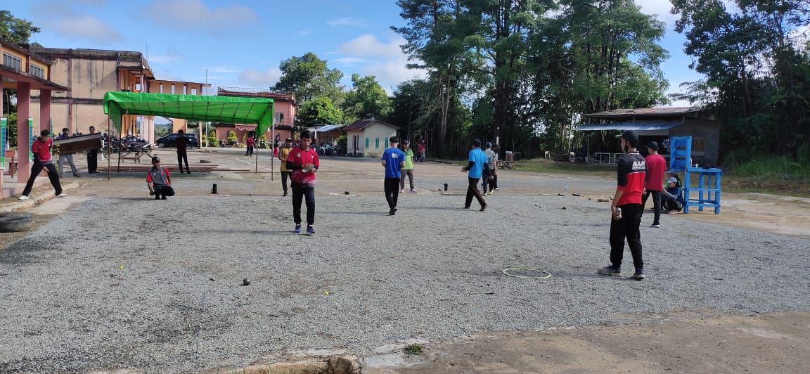 Kegiatan turnamen Petanque di STKIP Melawi kampus Entikong