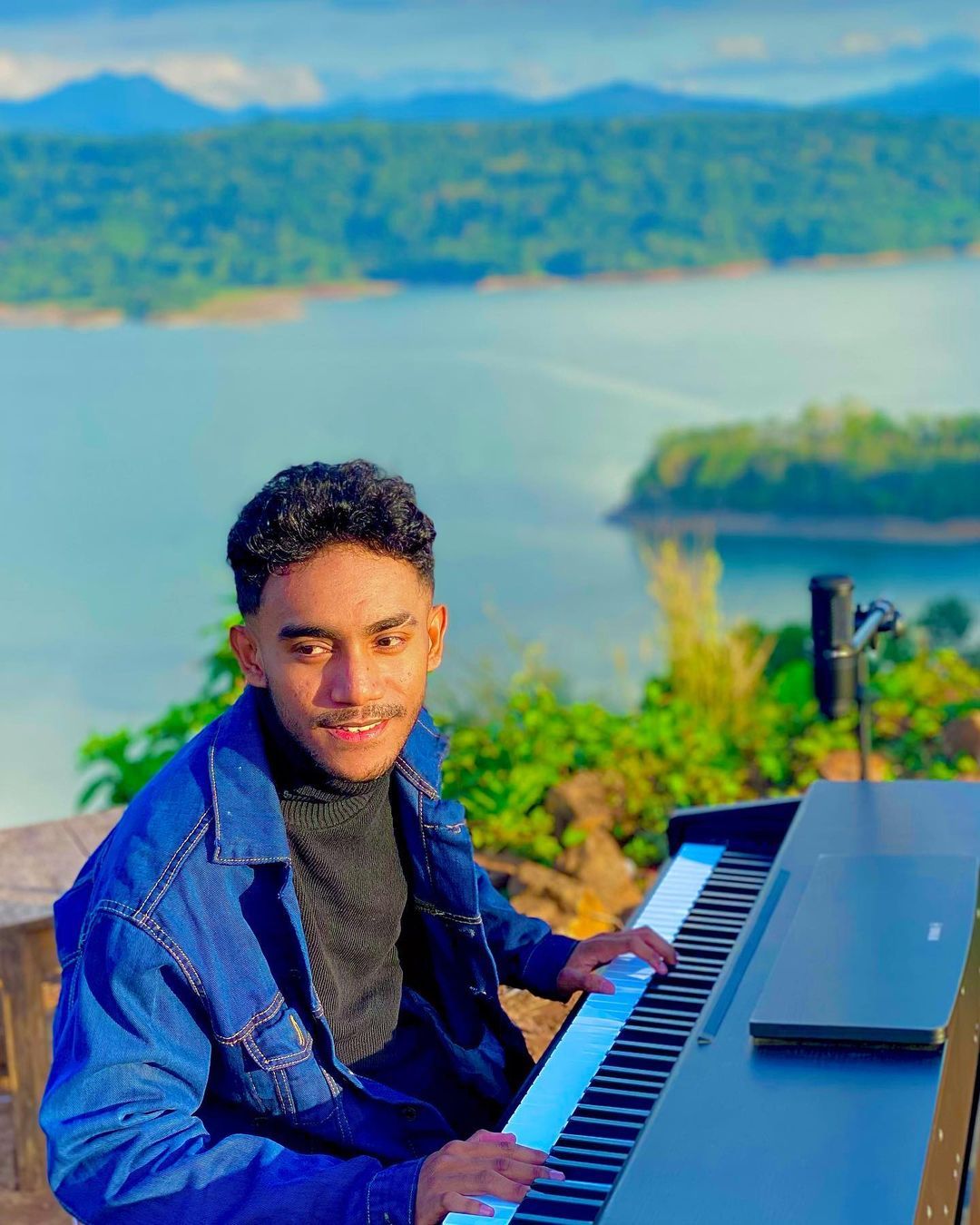 Profil Yan Josua, Kontestan X Factor Indonesia 2021 yang Pernah Bernyanyi di PON Papua 