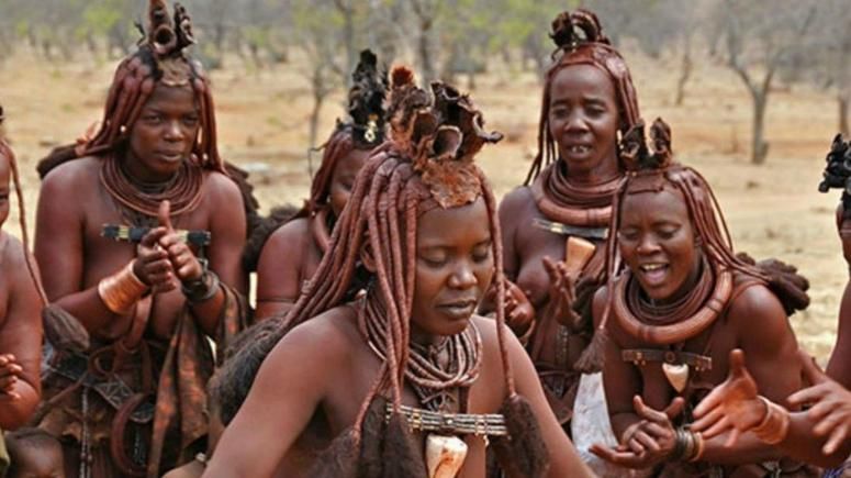 Pernikahan suku Himba di Namibia Afrika