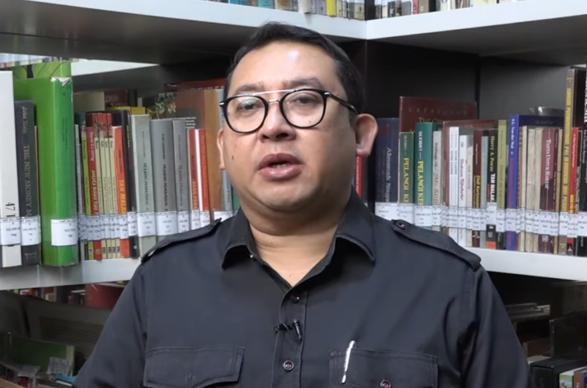 Fadli Zon singgung politik identitas tanggapi Luhut Binsar Pandjaitan yang sebut orang luar Jawa saat ini masih sulit jadi Presiden
