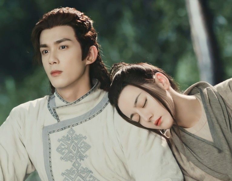 Wu Lei dan Dilraba Dilmurat dalam drama The Long Ballad