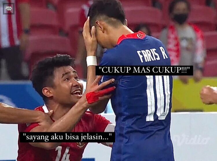 Meme Asnawi Mangkualam dan Faris Ramli momen di Indonesia vs Singapura leg 2 pada 25 Desember 2021.