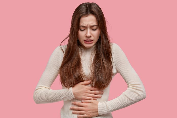20 Penyebab Perut Wanita Sakit Setelah Berhubungan Intim Menurut Penjelasan Dokter, Berikut Cara Mengatasinya
