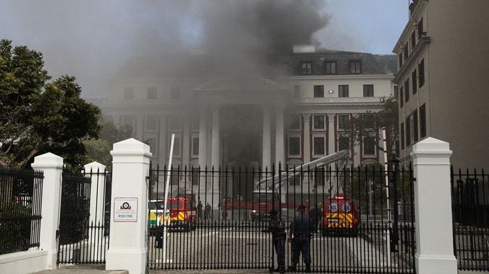 Kebakaran Gedung Parlemen Afrika Selatan, Satu Orang Tersangka Ditangkap -  Pikiran Rakyat Tasikmalaya